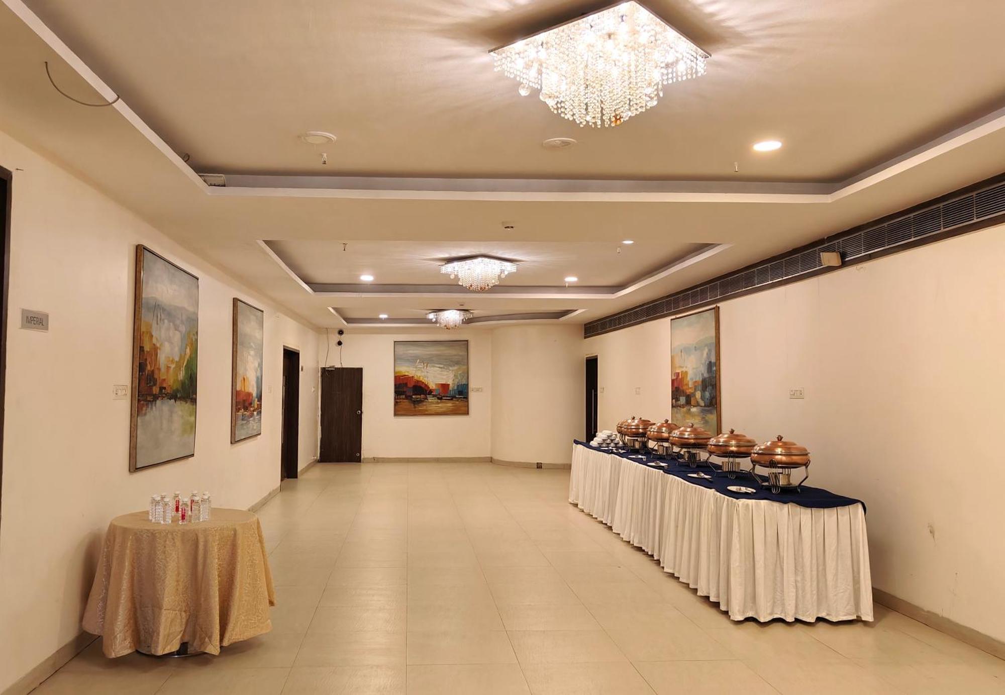 The Altruist Business Hotel Kharadi Pune Bagian luar foto