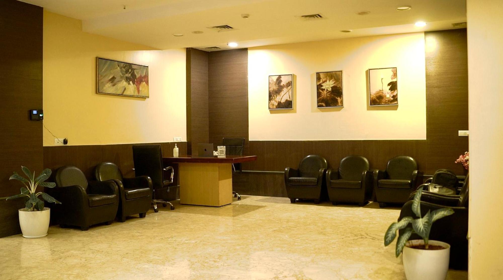 The Altruist Business Hotel Kharadi Pune Bagian luar foto