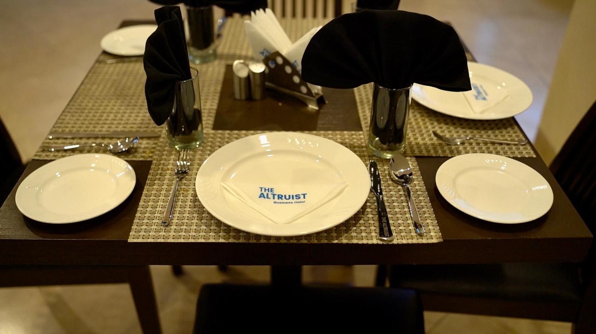 The Altruist Business Hotel Kharadi Pune Bagian luar foto